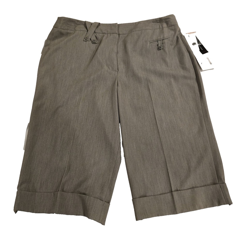 NWT Larry Levine Stretch Slim Fit Women's Casual City Shorts Light Brown Size 14